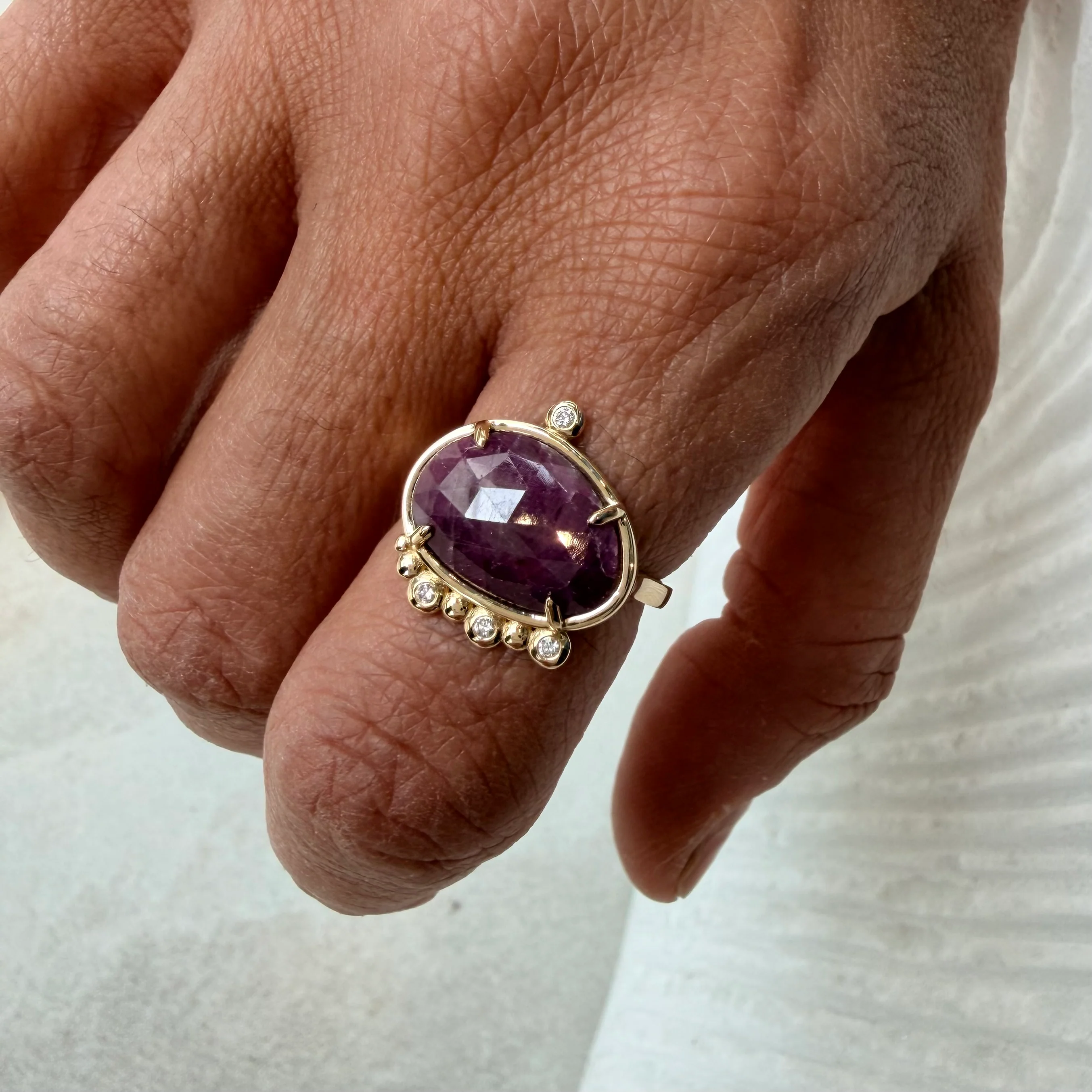 Ruby Pulse – 14K Gold Ring with Ruby & Diamonds - Image 4