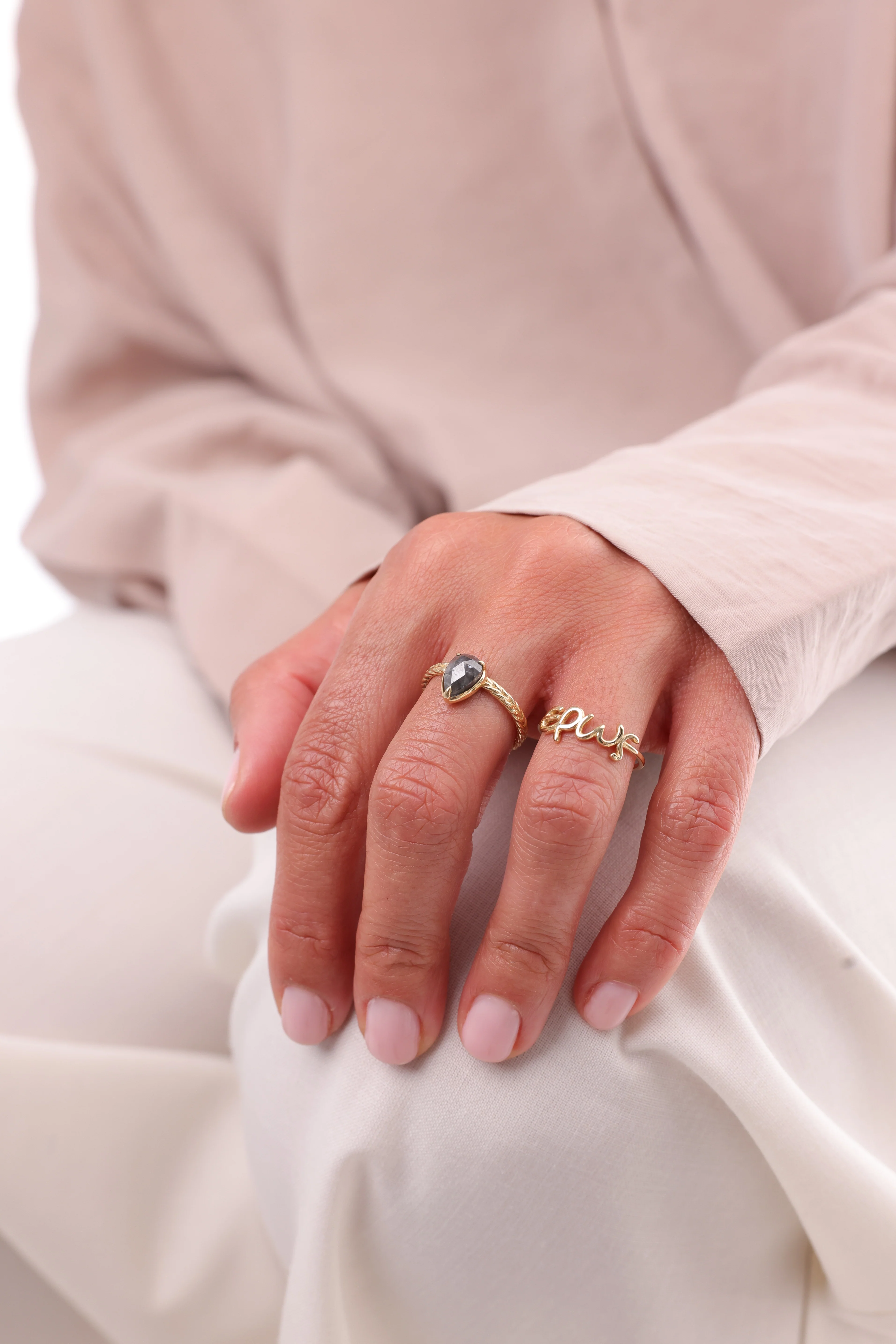 14K Gold “ερως” Ring - Image 5