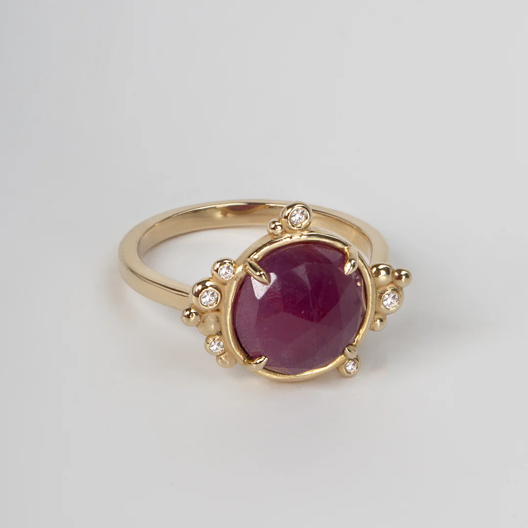 14K Gold Round Rose cut Ruby Ring with 6 Diamonds - Image 2