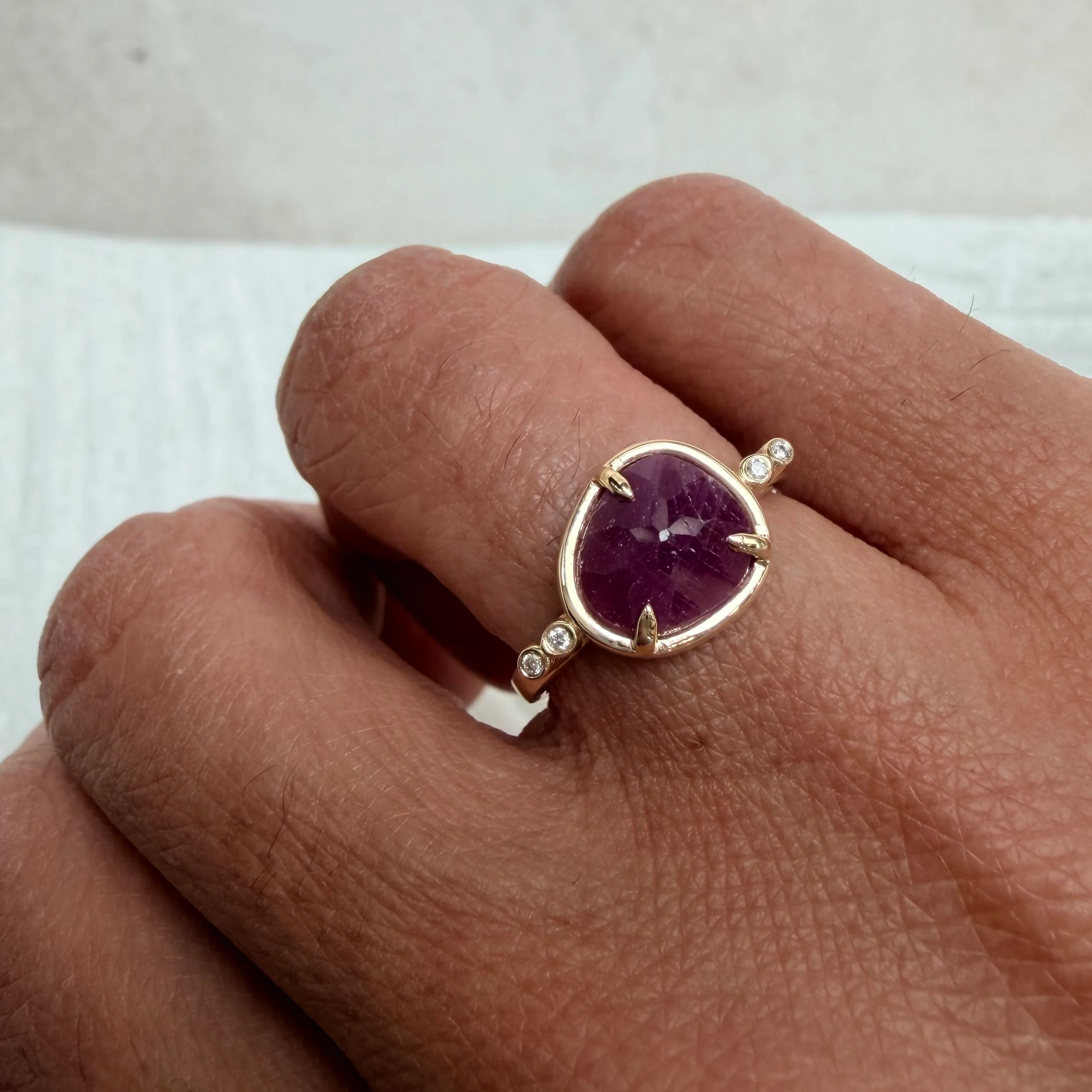 Heartspell – 14K Gold Ring with Ruby & Diamonds - Image 4