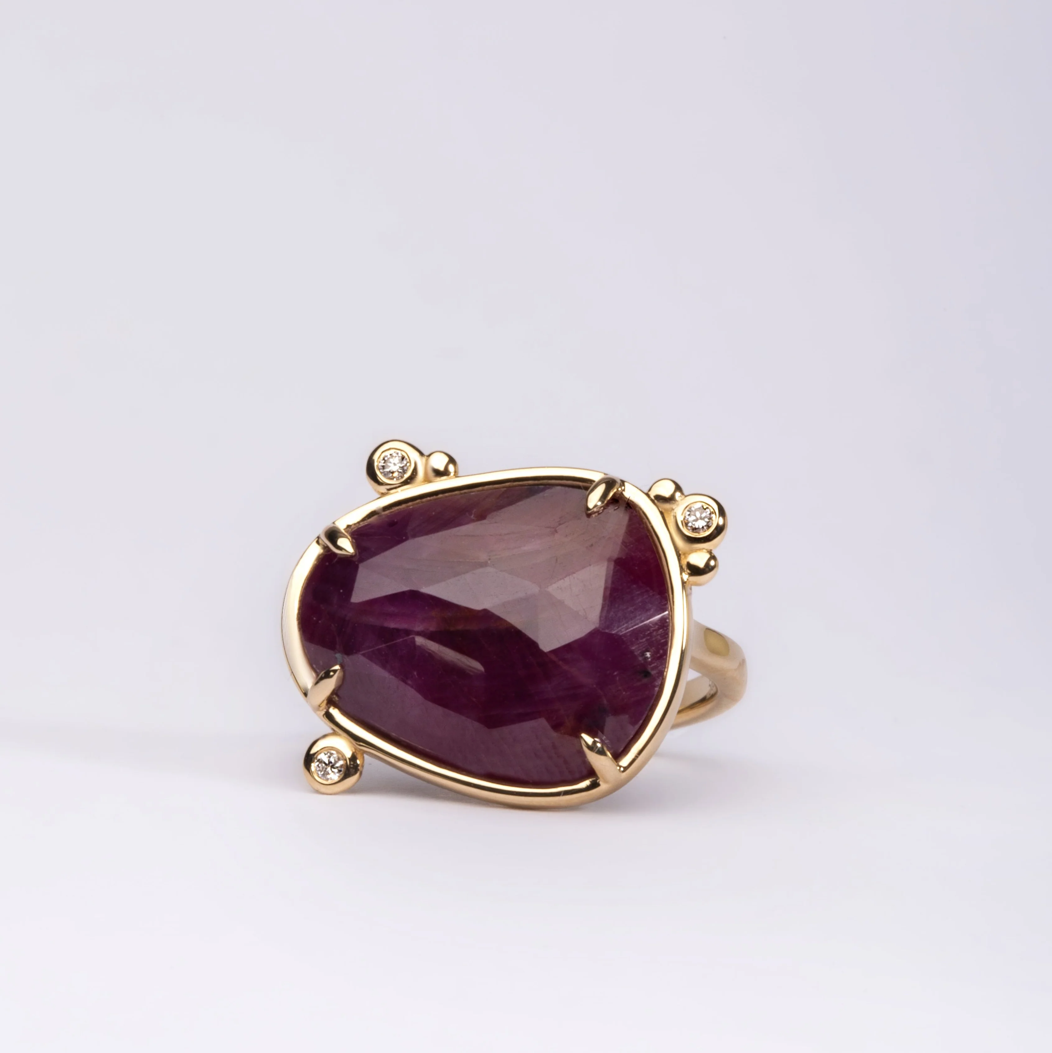 Burning Petal – 14K Gold Ring with Ruby & Diamonds - Image 3
