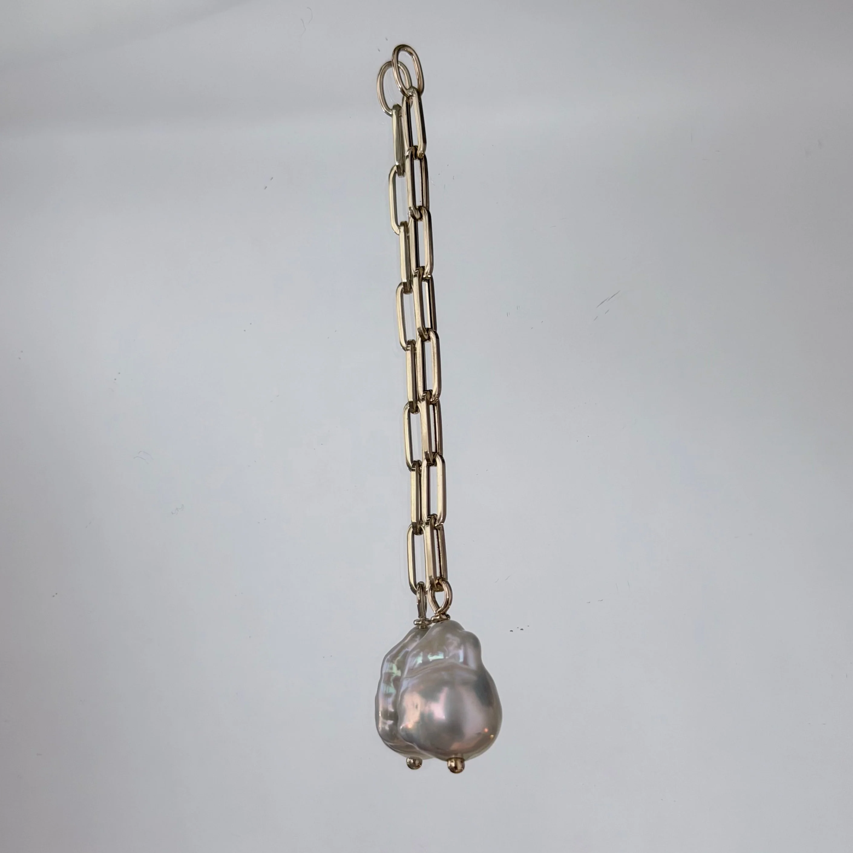 Long Baroque Pearl Chain Motif - Image 2