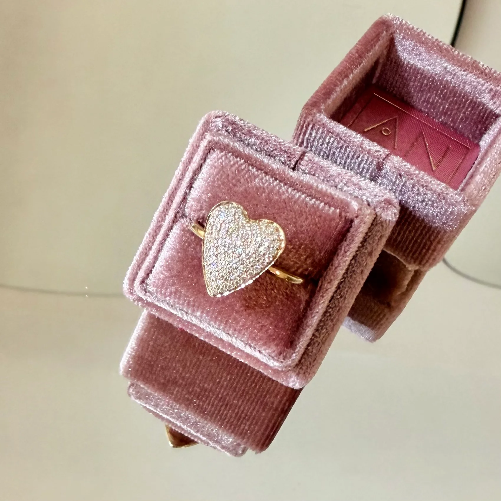 Pavé Heart Ring - Image 8