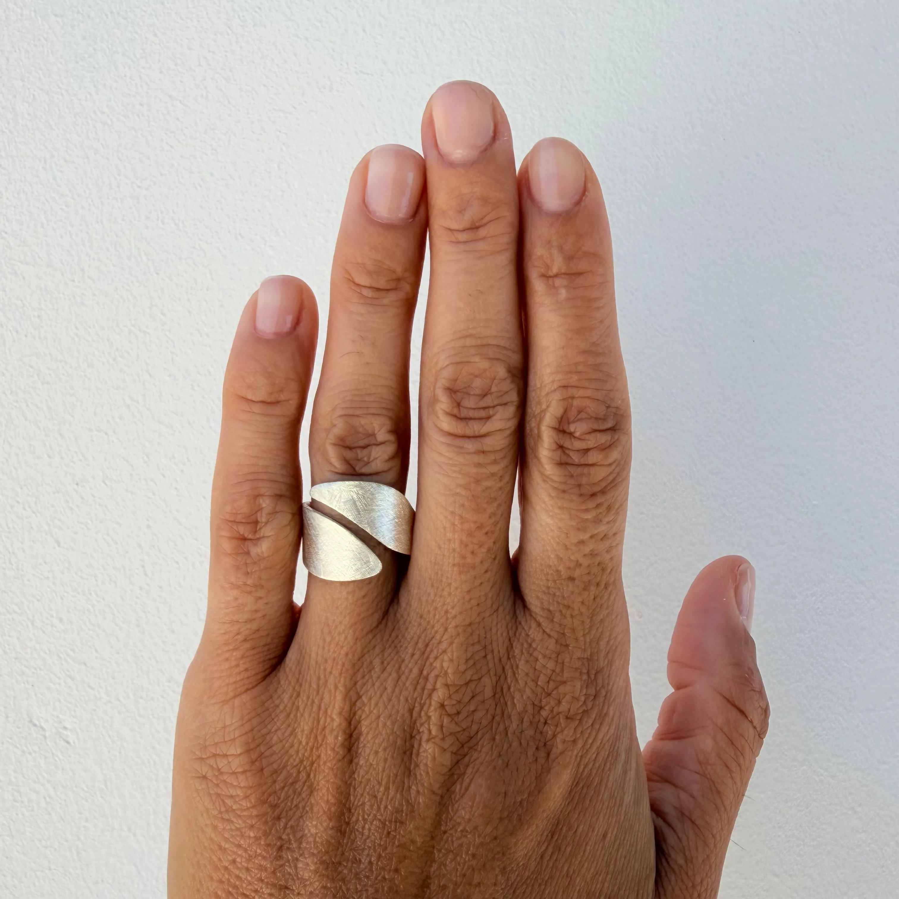 Short Leaf Ring