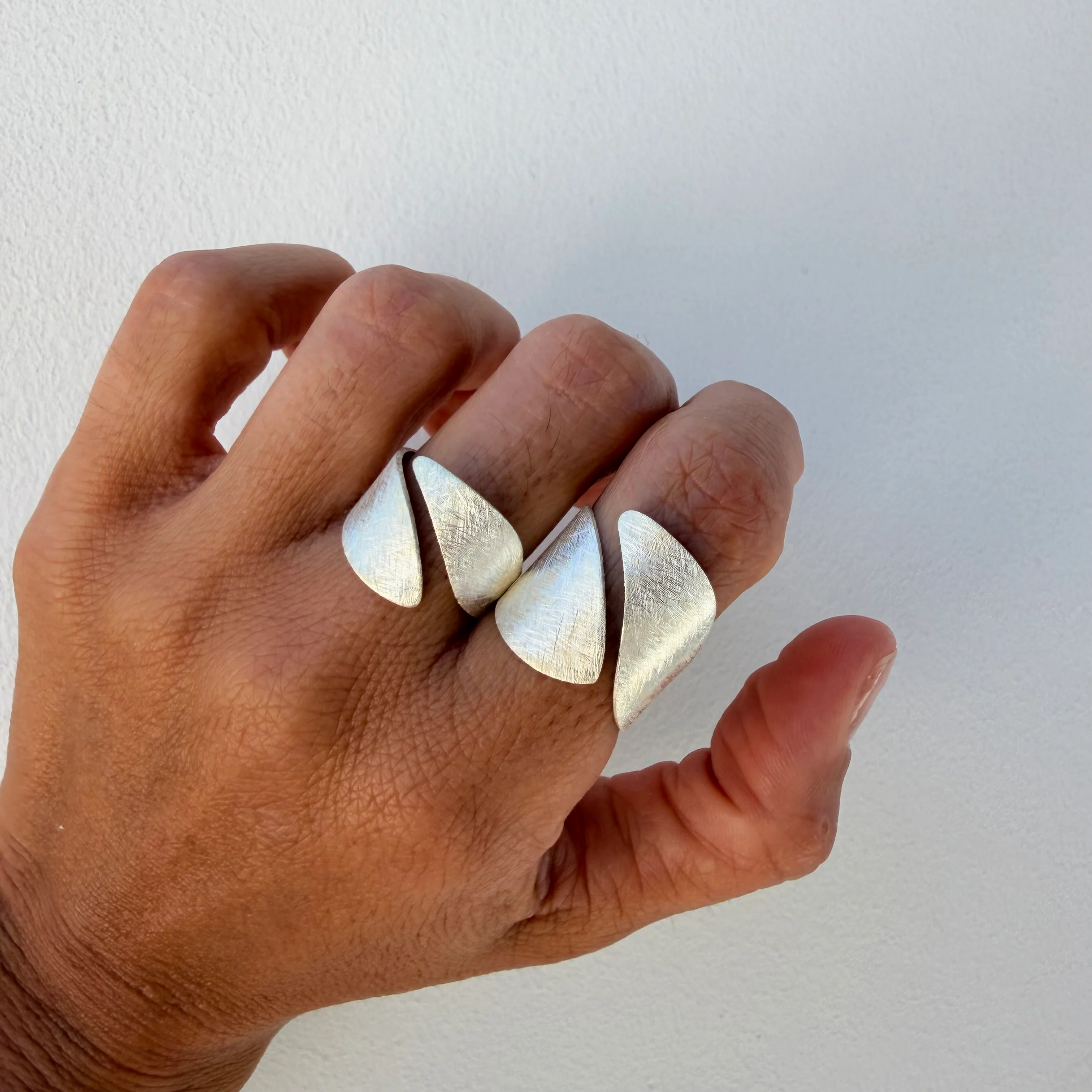 Short Leaf Ring - Image 5