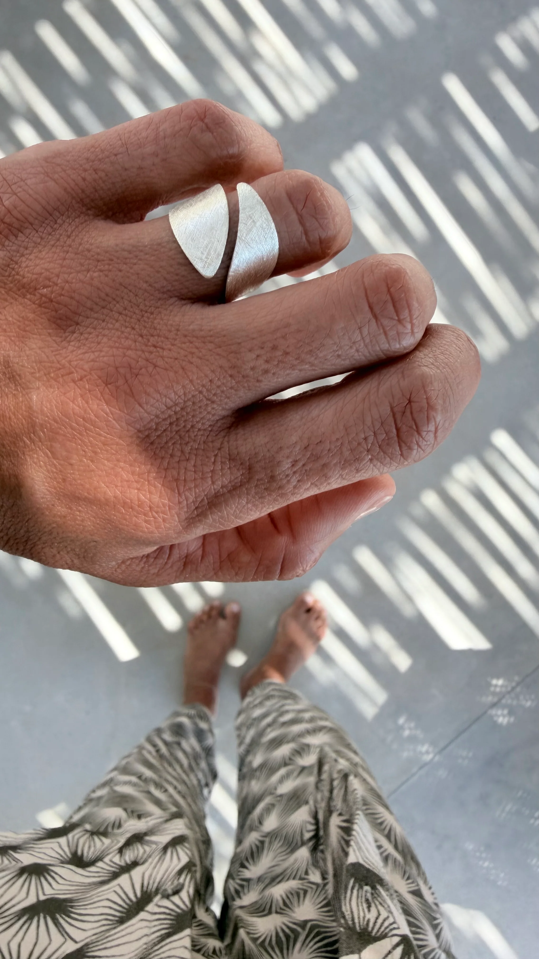 Short Leaf Ring - Image 7