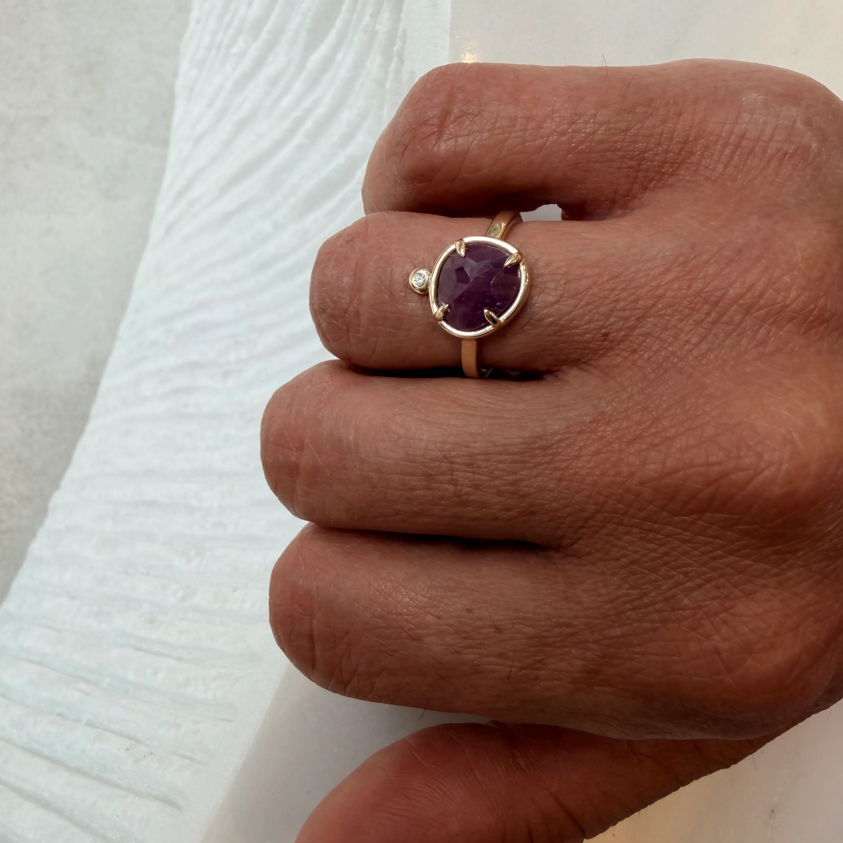 Silent Fire – 14K Gold Ring with Ruby & Diamond - Image 5